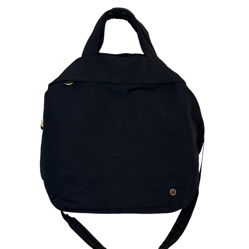 Lululemon On My Level Bag *19L Bag Black Buckle